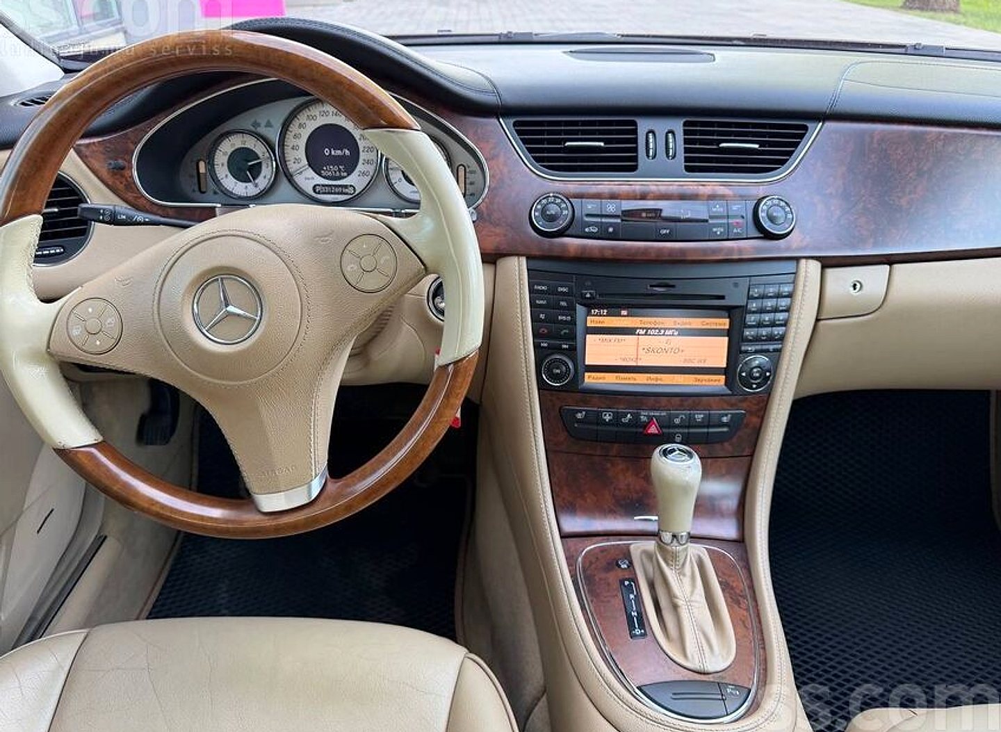 Mercedes-Benz CLS320 — foto 6