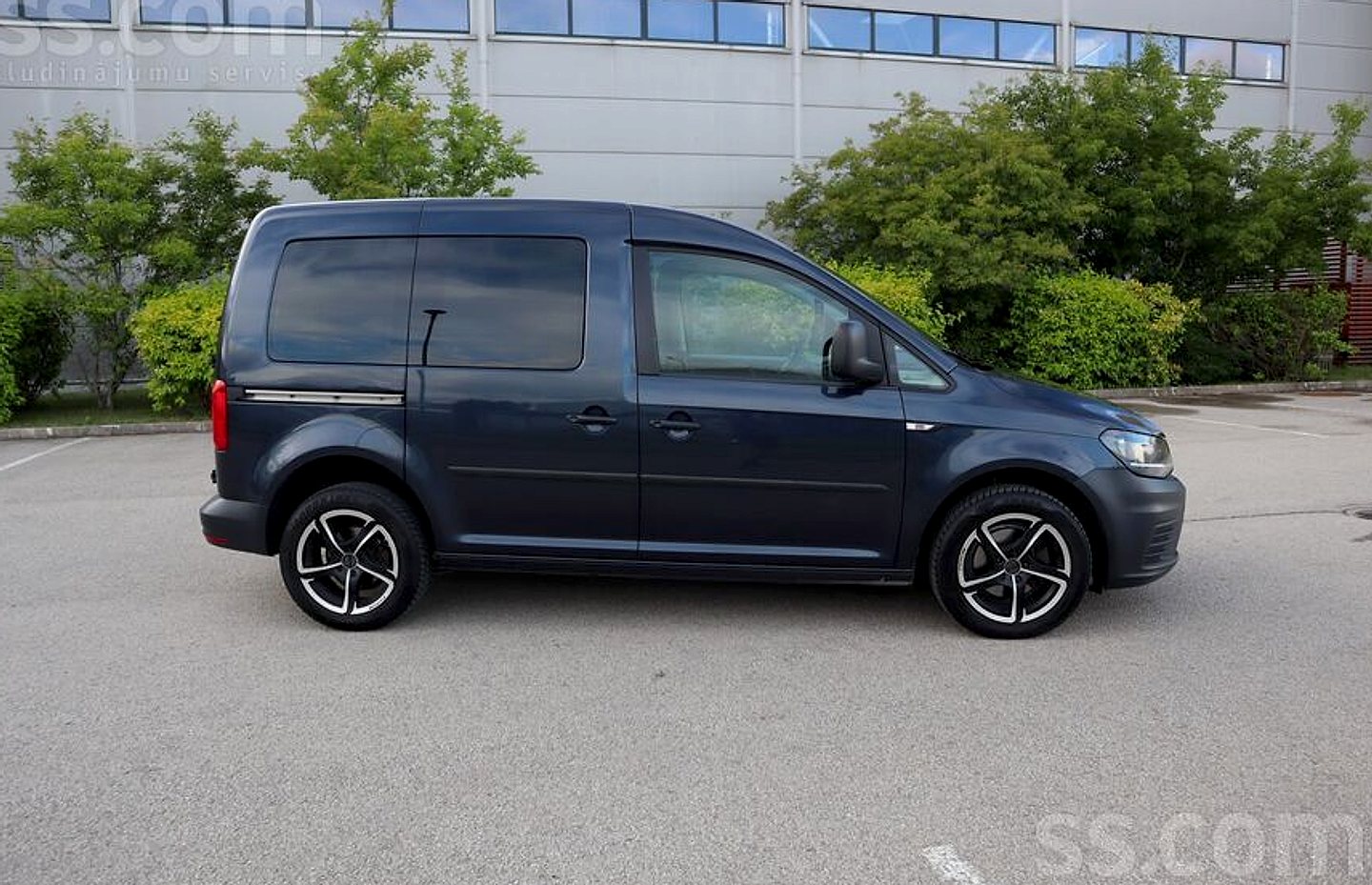 Volkswagen Caddy — foto 4