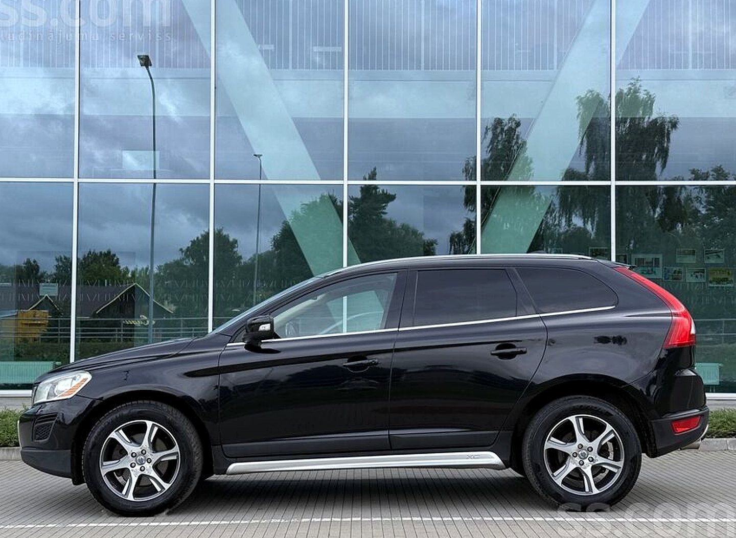 Volvo XC 60 — foto 6