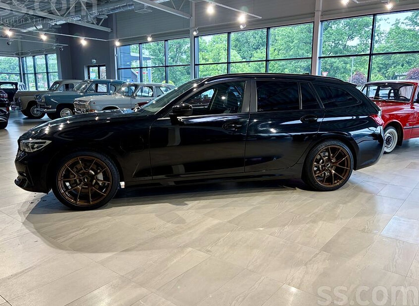 BMW 330 — foto 6