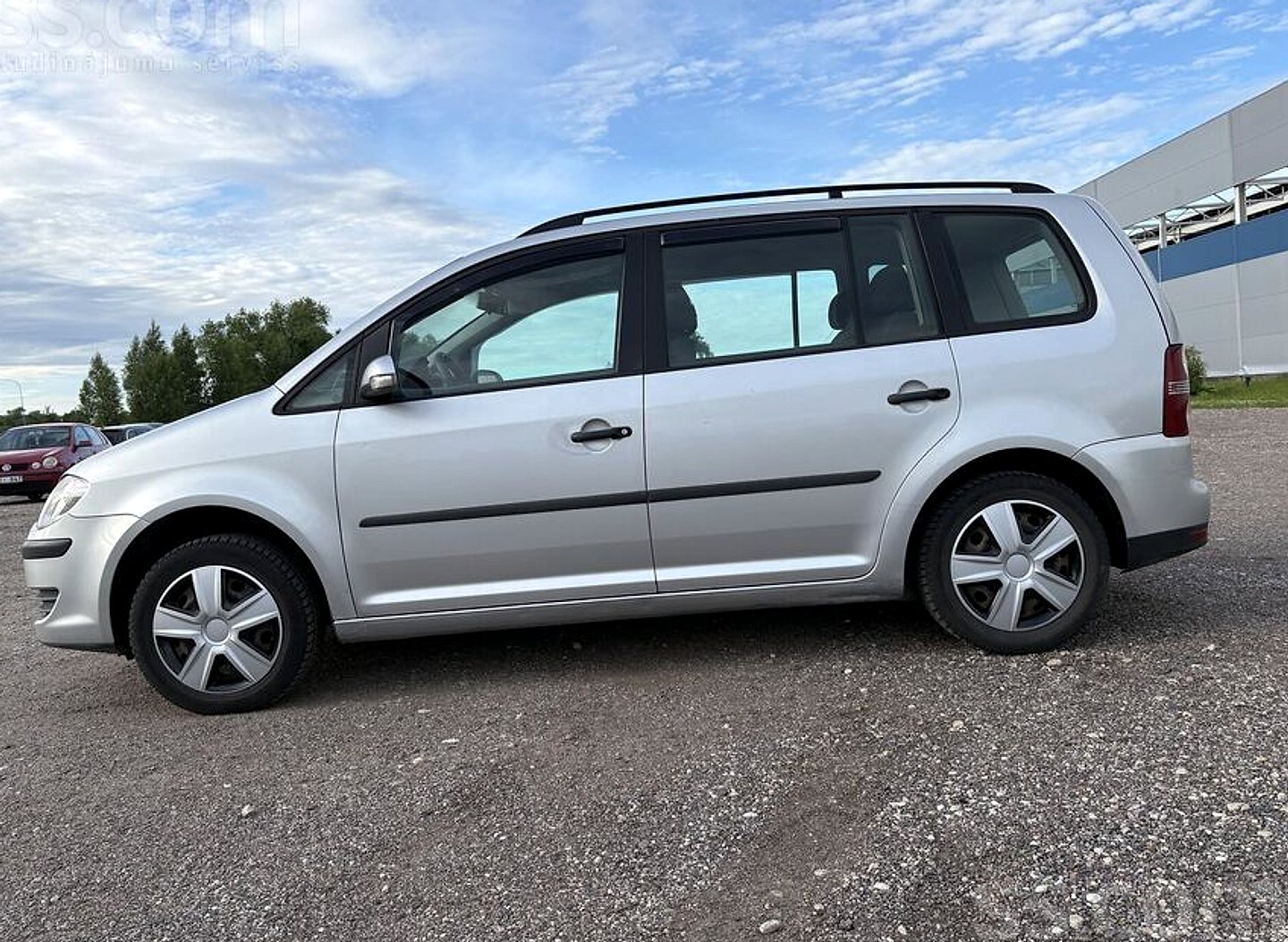 Volkswagen Touran — foto 2