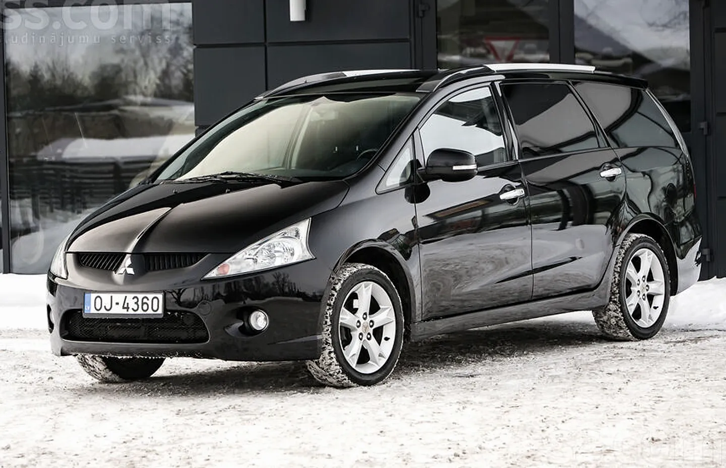 Mitsubishi Grandis, 2011. gads