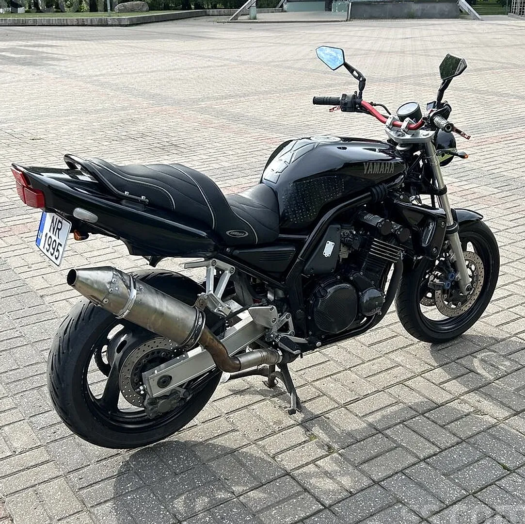 Yamaha Fzs600 fazer