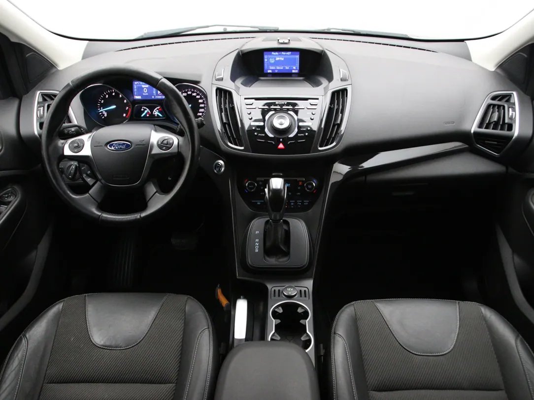 Ford Kuga — foto 3