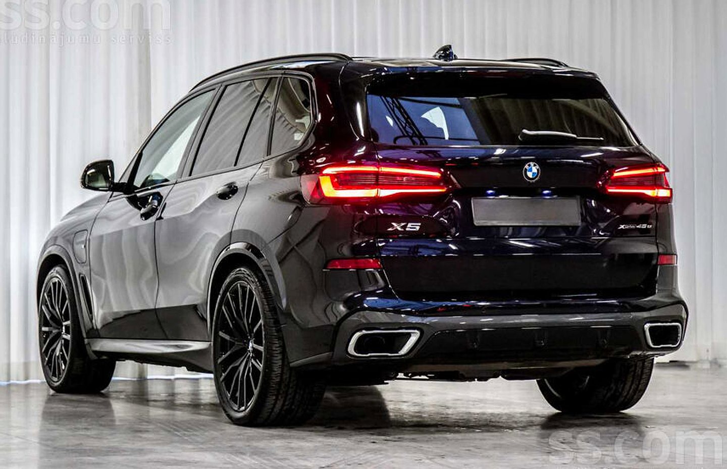 BMW X5 — foto 4