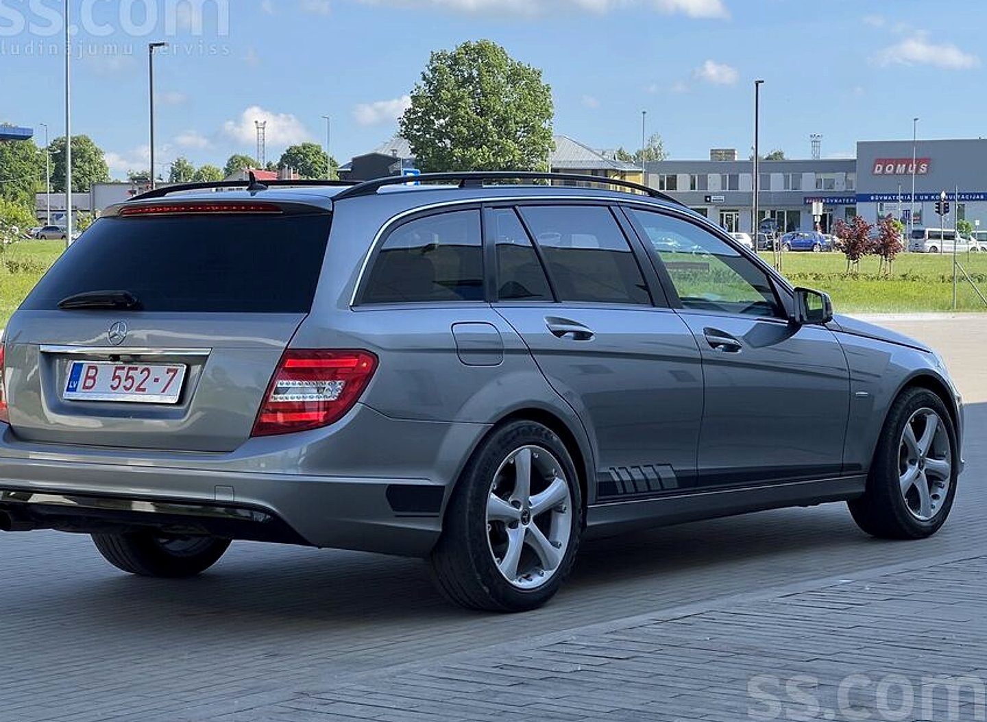 Mercedes-Benz C200 — foto 5