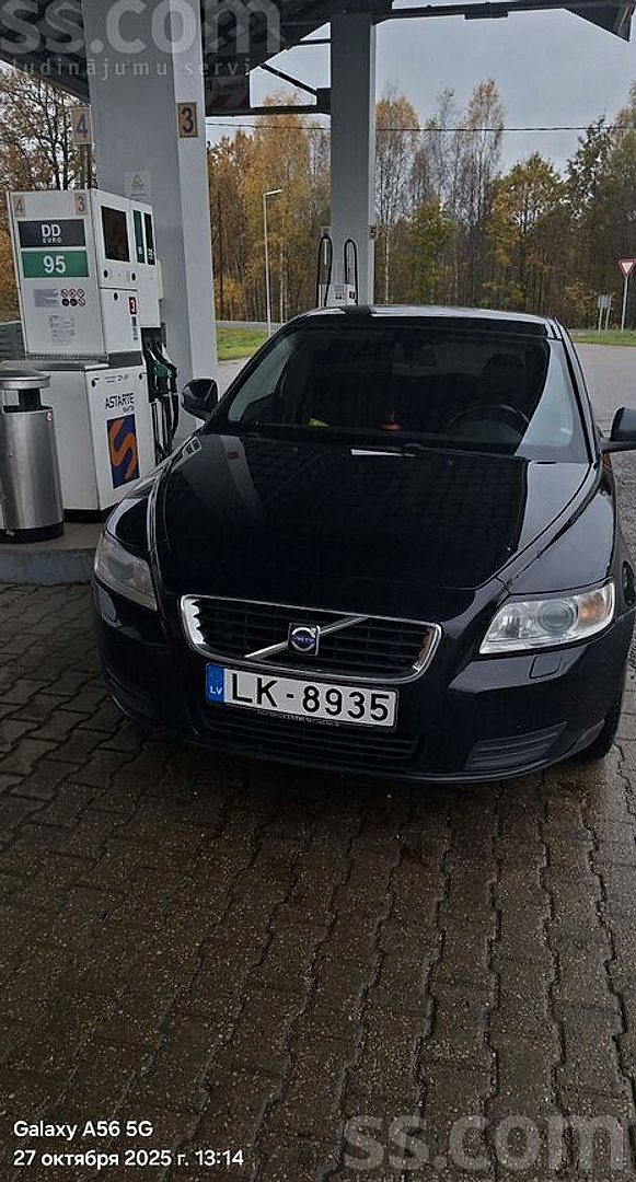 Volvo V50, 2009. gads