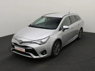 Toyota Avensis, 2015. gads
