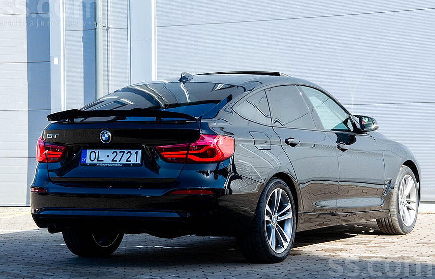 BMW 318 — foto 2