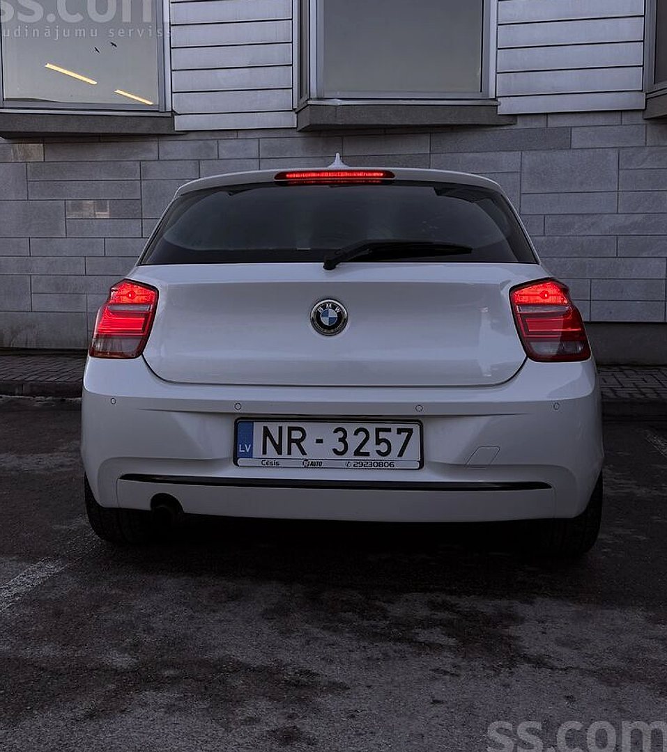BMW 116 — foto 5