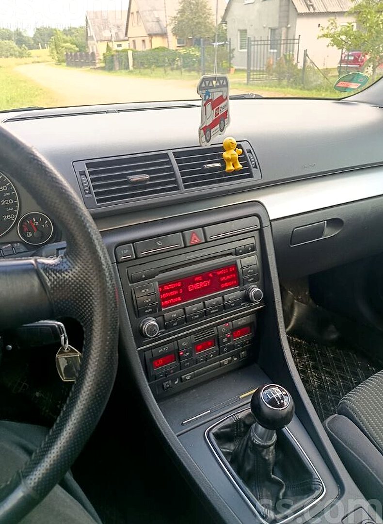 Audi A4 — foto 4