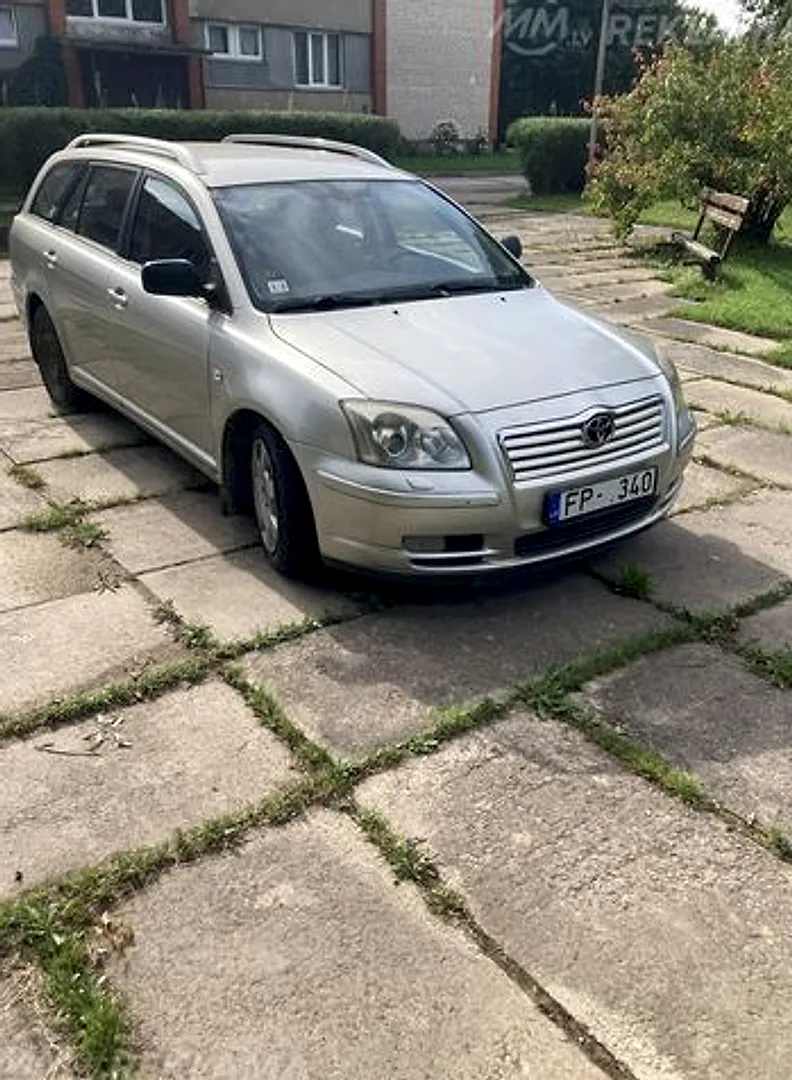 Toyota Avensis, 2005. gads