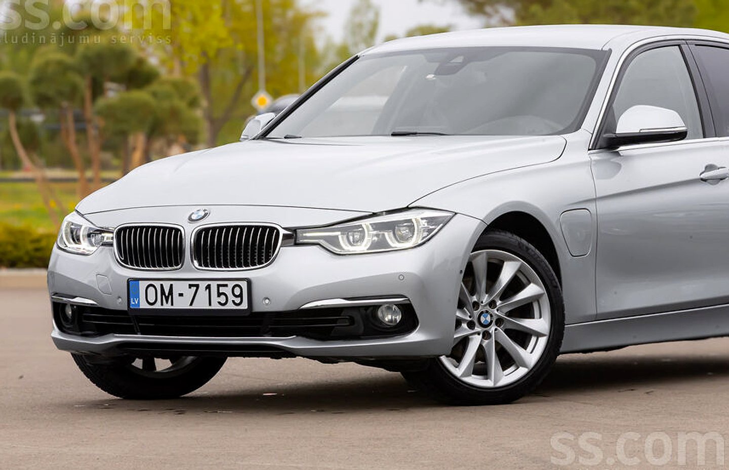 BMW 330 — foto 2