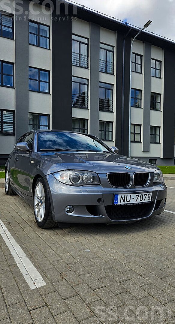 BMW 118 — foto 5