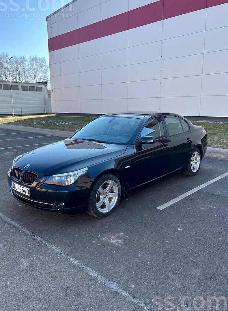 BMW 530 — foto 2