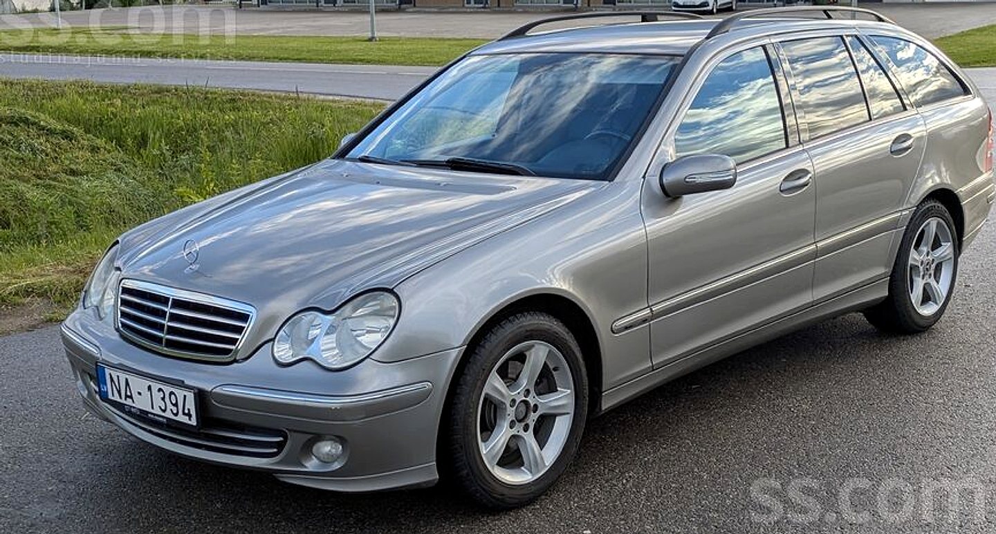 Mercedes-Benz C270 — foto 3