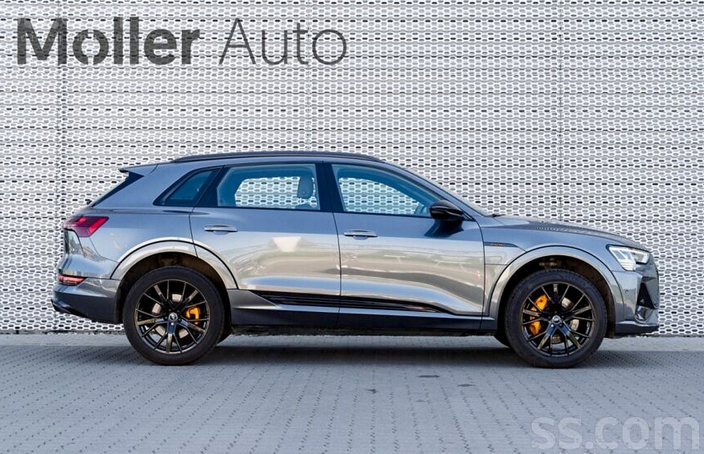 Audi E-tron — foto 5