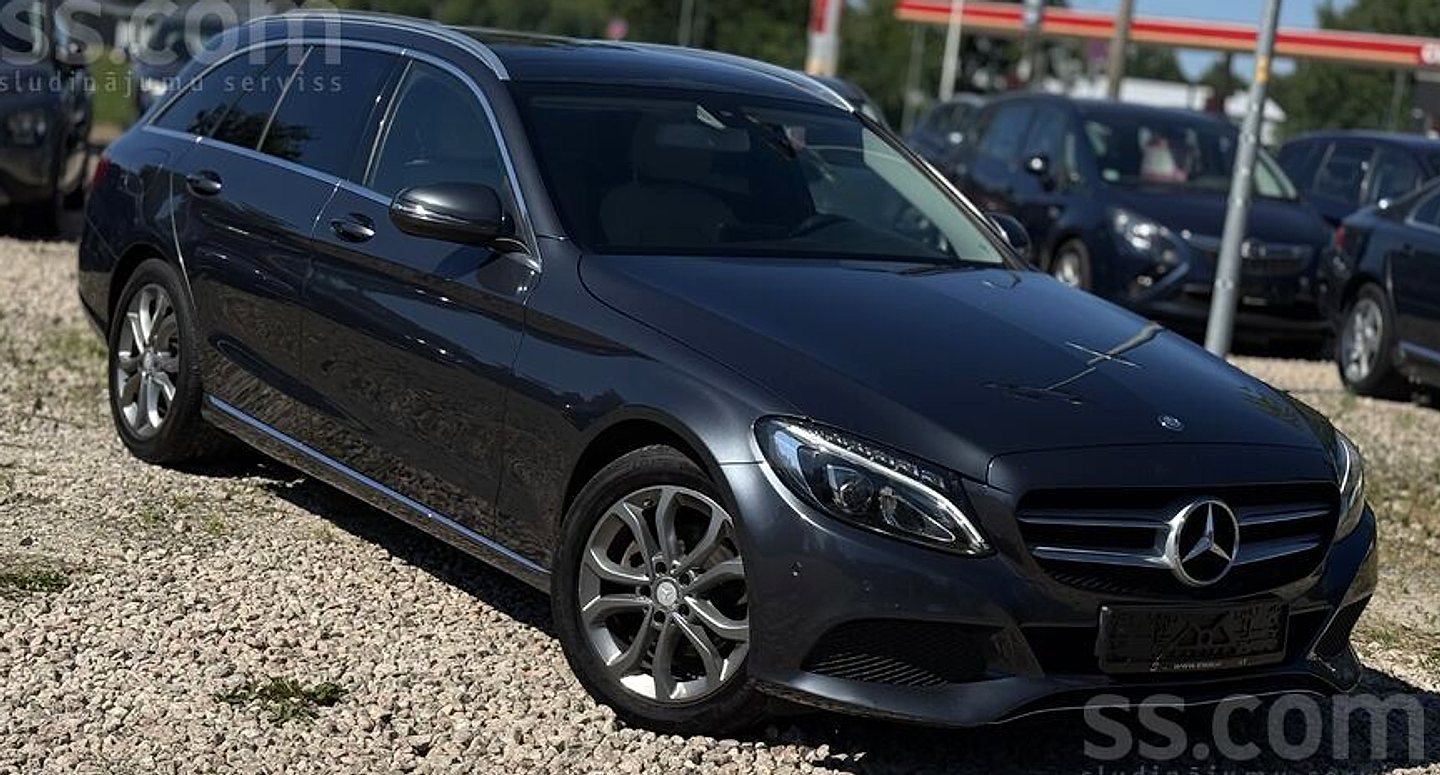 Mercedes-Benz C180, 2015. gads