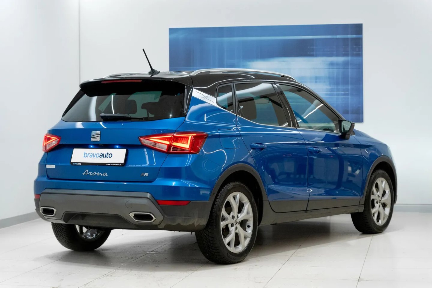 SEAT ARONA — foto 3