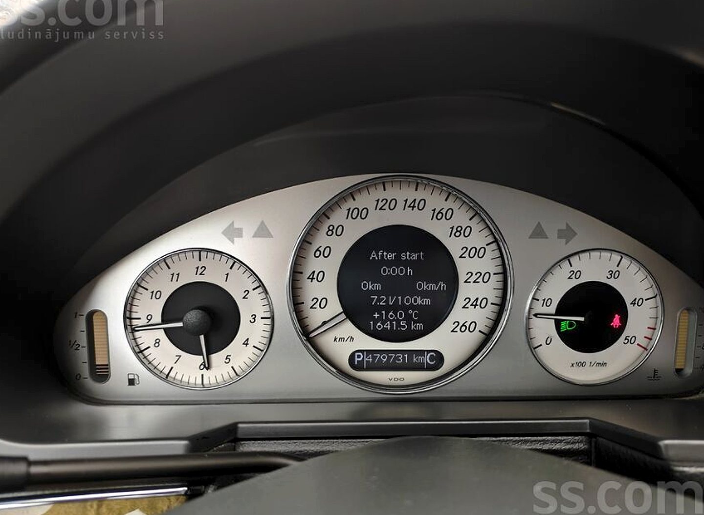 Mercedes-Benz E280 — foto 3
