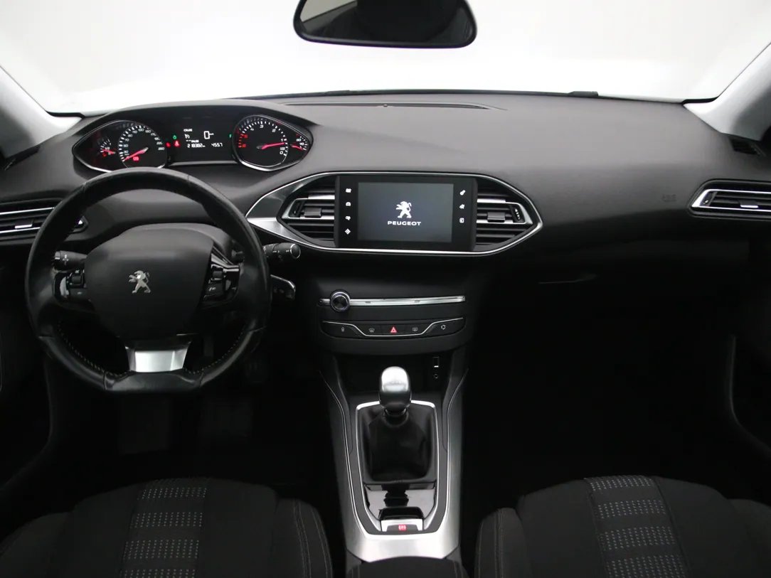 Peugeot 308 — foto 3