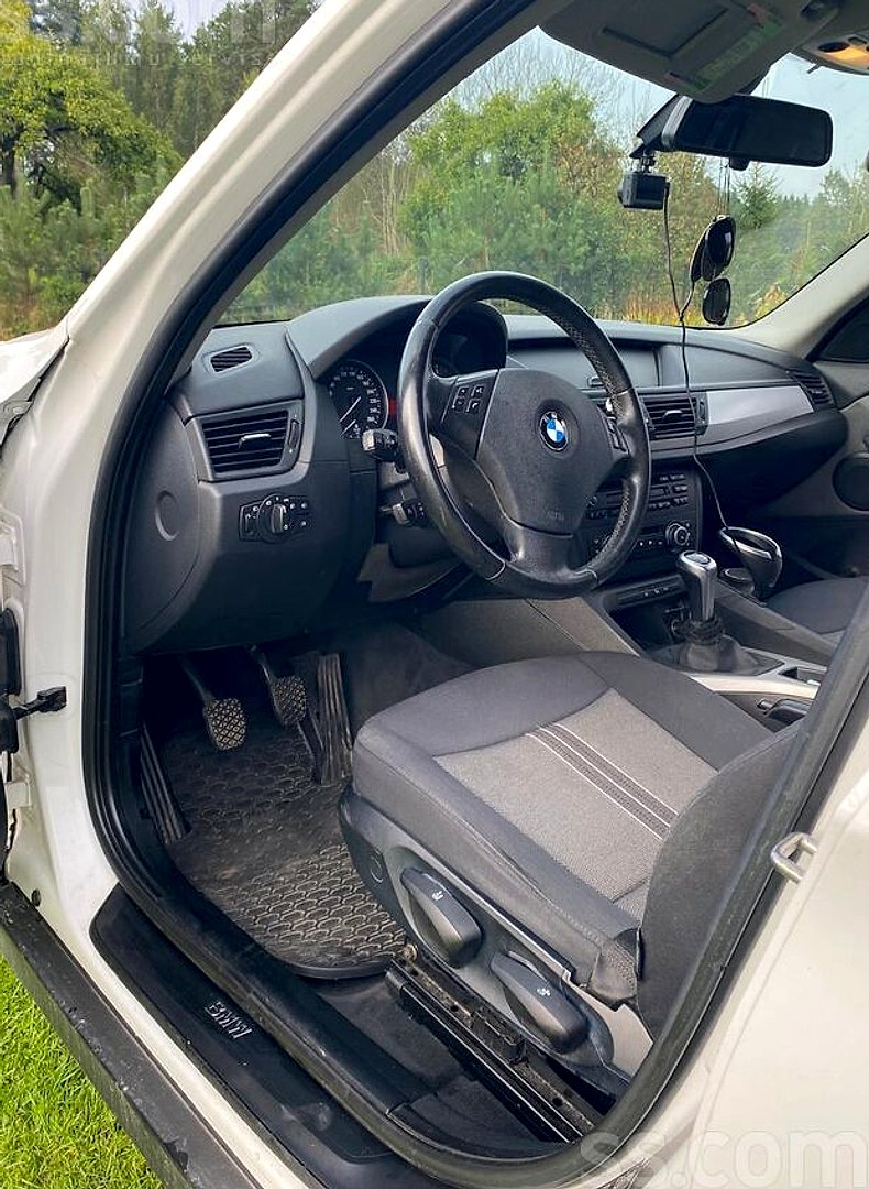 BMW X1 — foto 5