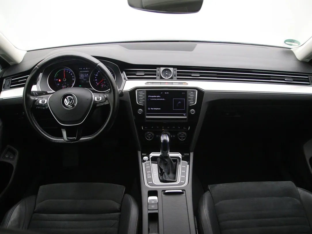Volkswagen Passat B8 — foto 3