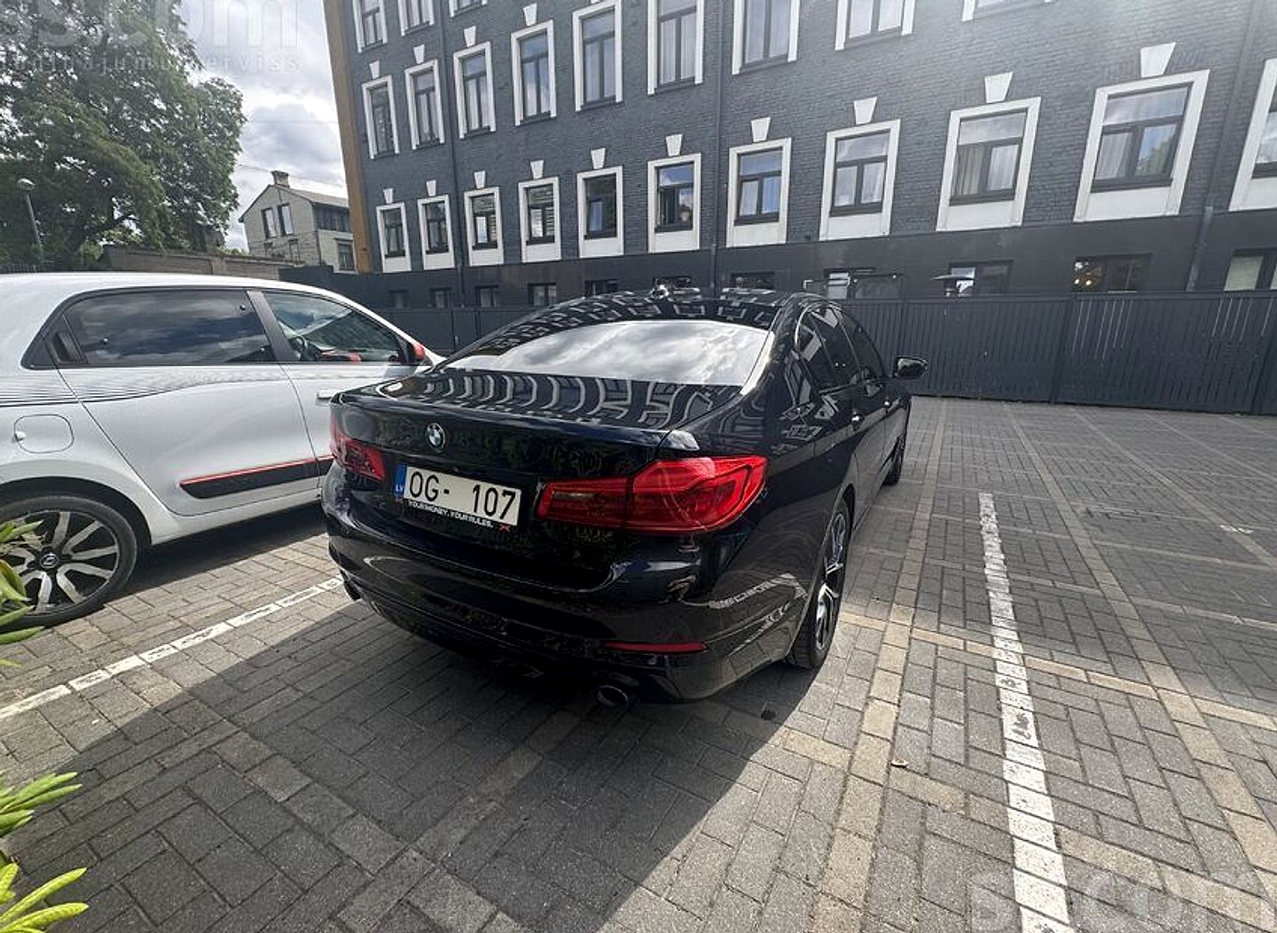 BMW 520 — foto 6
