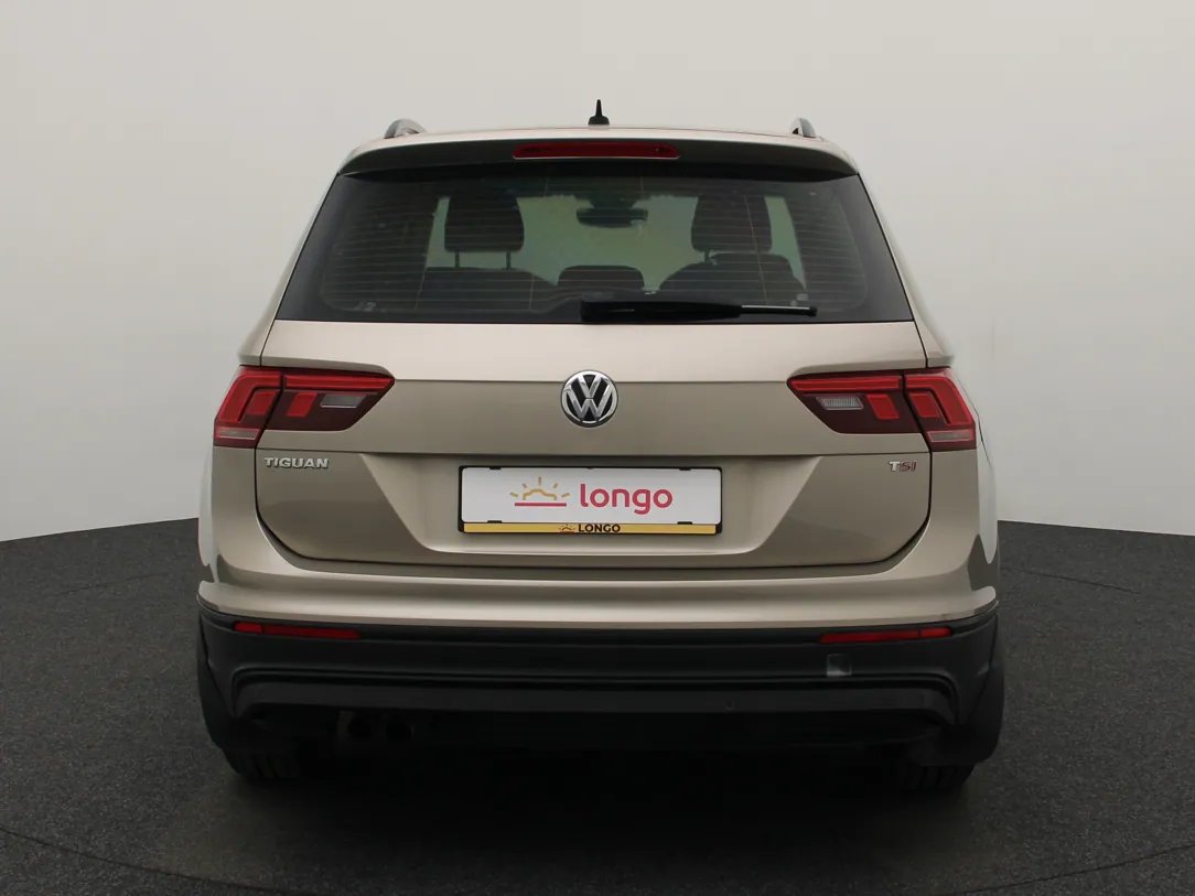 Volkswagen Tiguan — foto 6