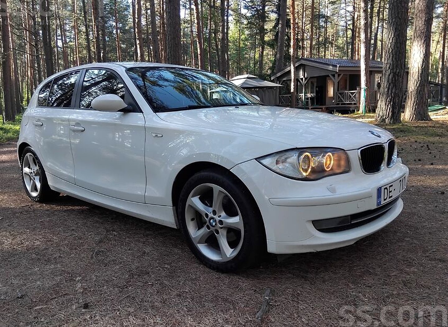 BMW 118 — foto 2