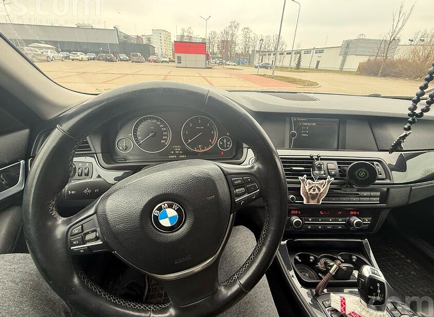 BMW 520 — foto 6