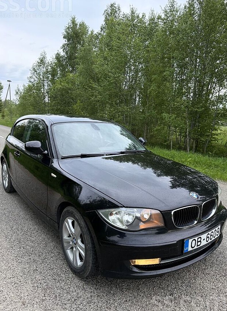 BMW 118 — foto 4