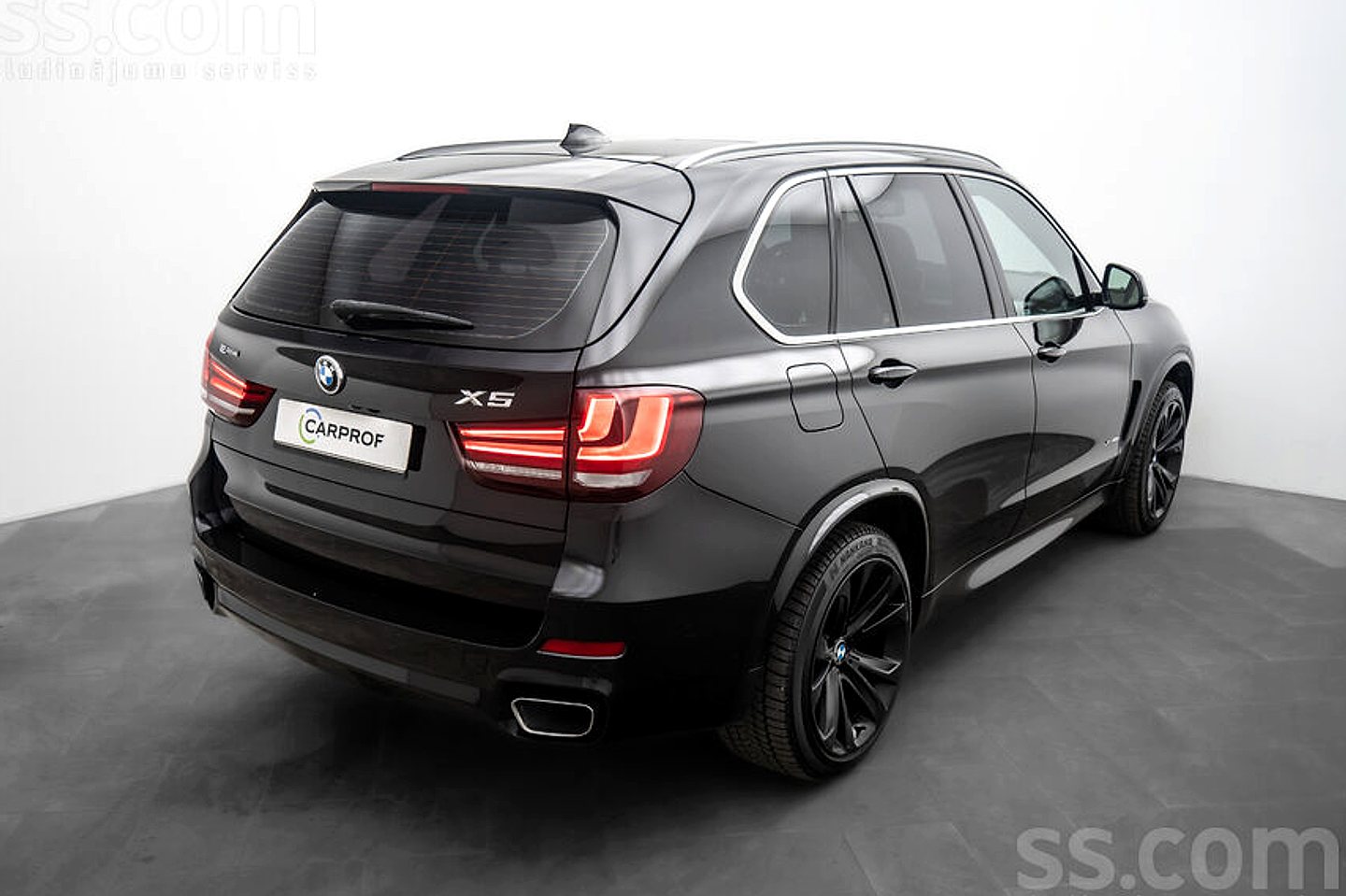 BMW X5 — foto 4