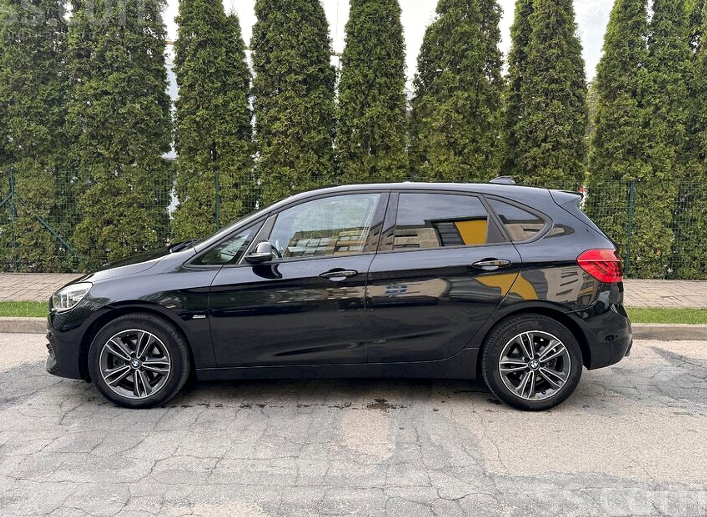 BMW 218 — foto 6