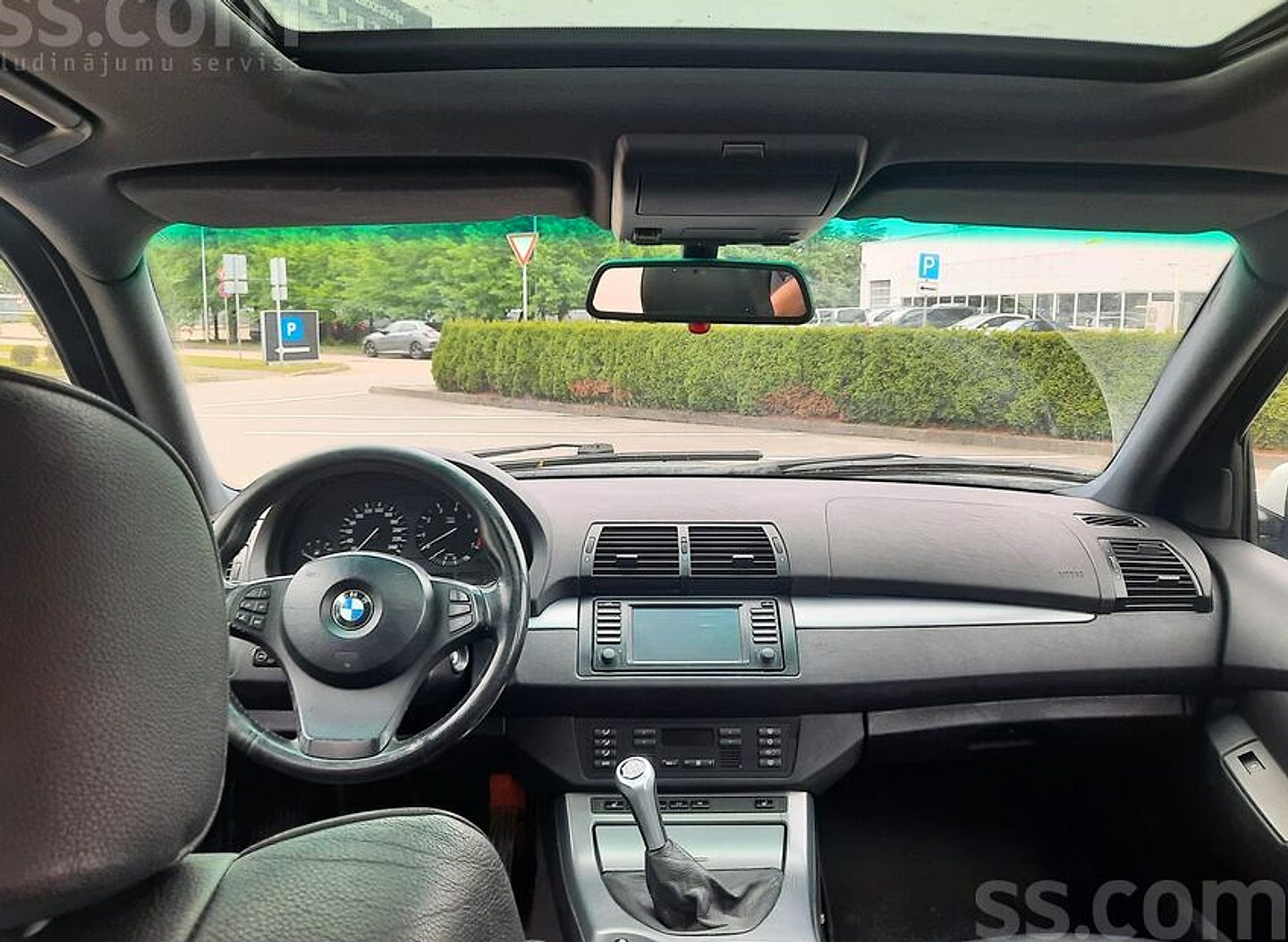 BMW X5 — foto 4