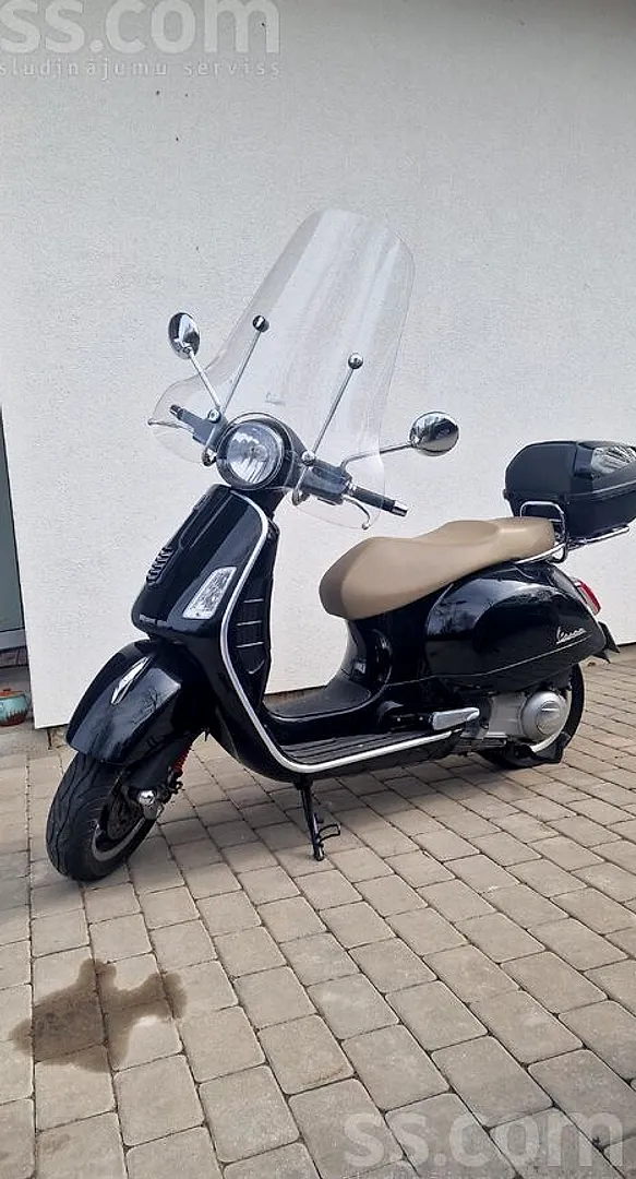 Piaggio Vespa 300, 2008. gads