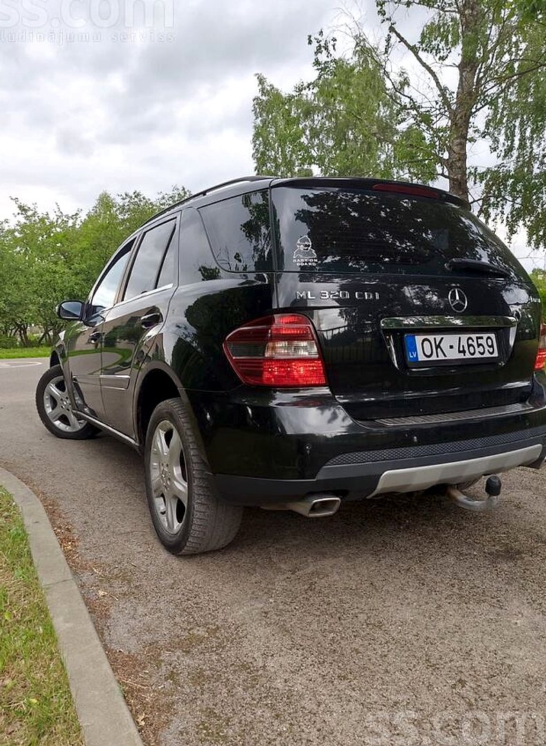 Mercedes-Benz ML320 — foto 4