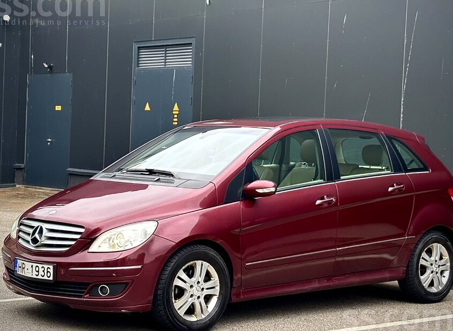 Mercedes-Benz B180 — foto 3