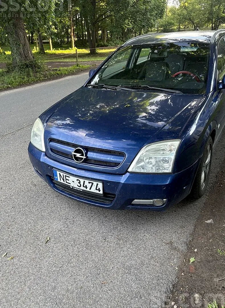 Opel Signum, 2003. gads