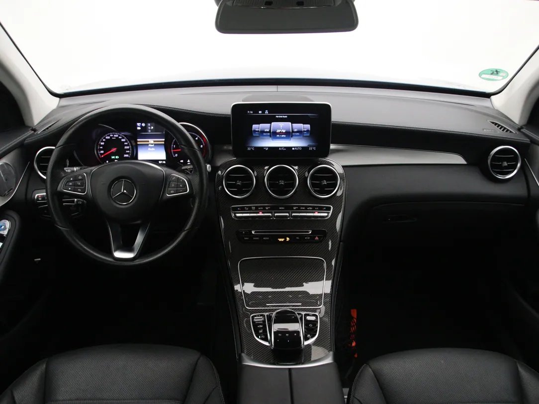 MERCEDES BENZ Glc350 — foto 3