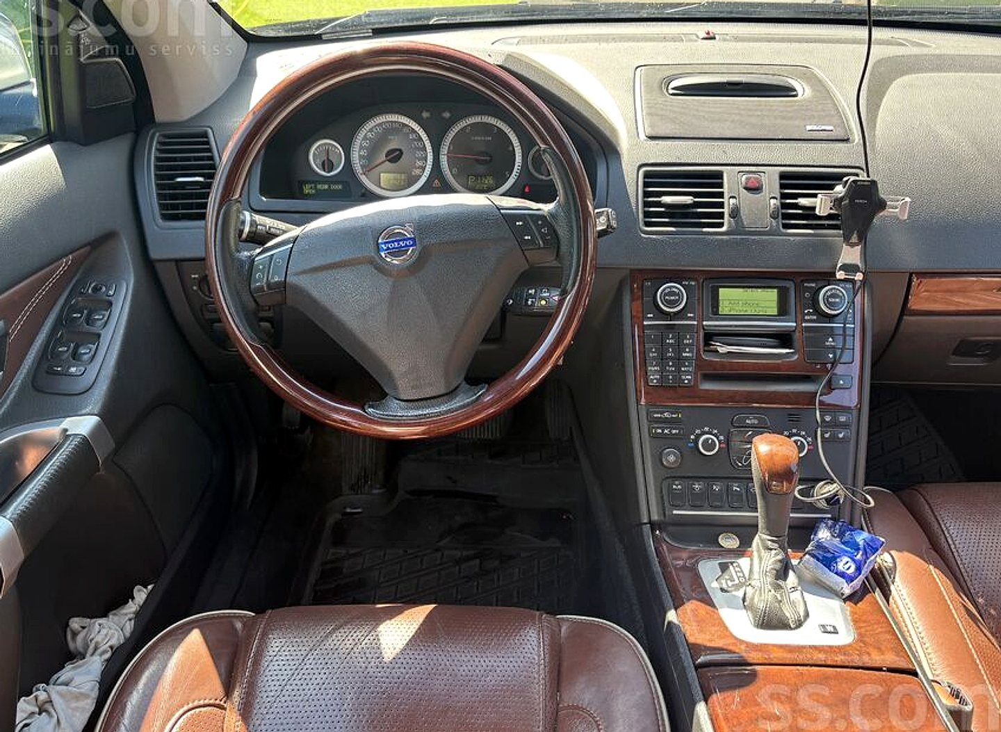 Volvo XC 90 — foto 5