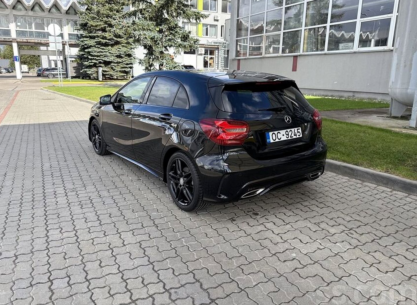 Mercedes-Benz A200 — foto 4