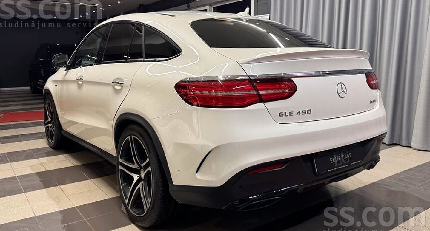 Mercedes-Benz GLE 450 AMG — foto 6