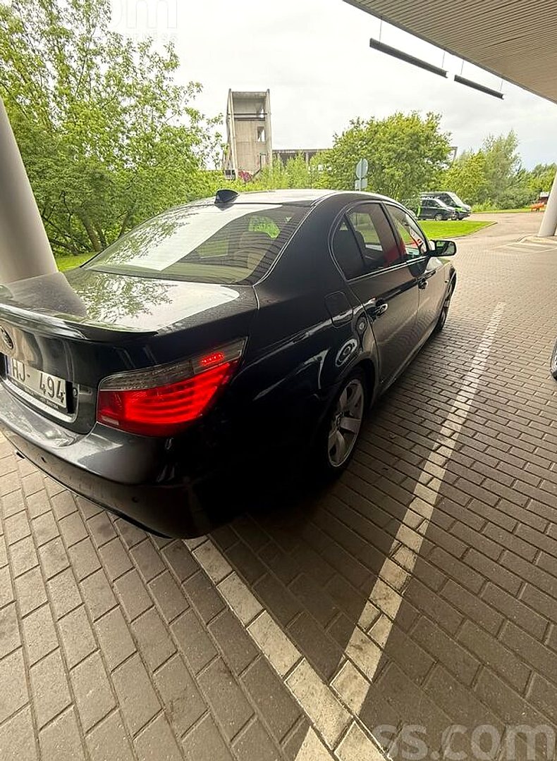 BMW 530 — foto 4