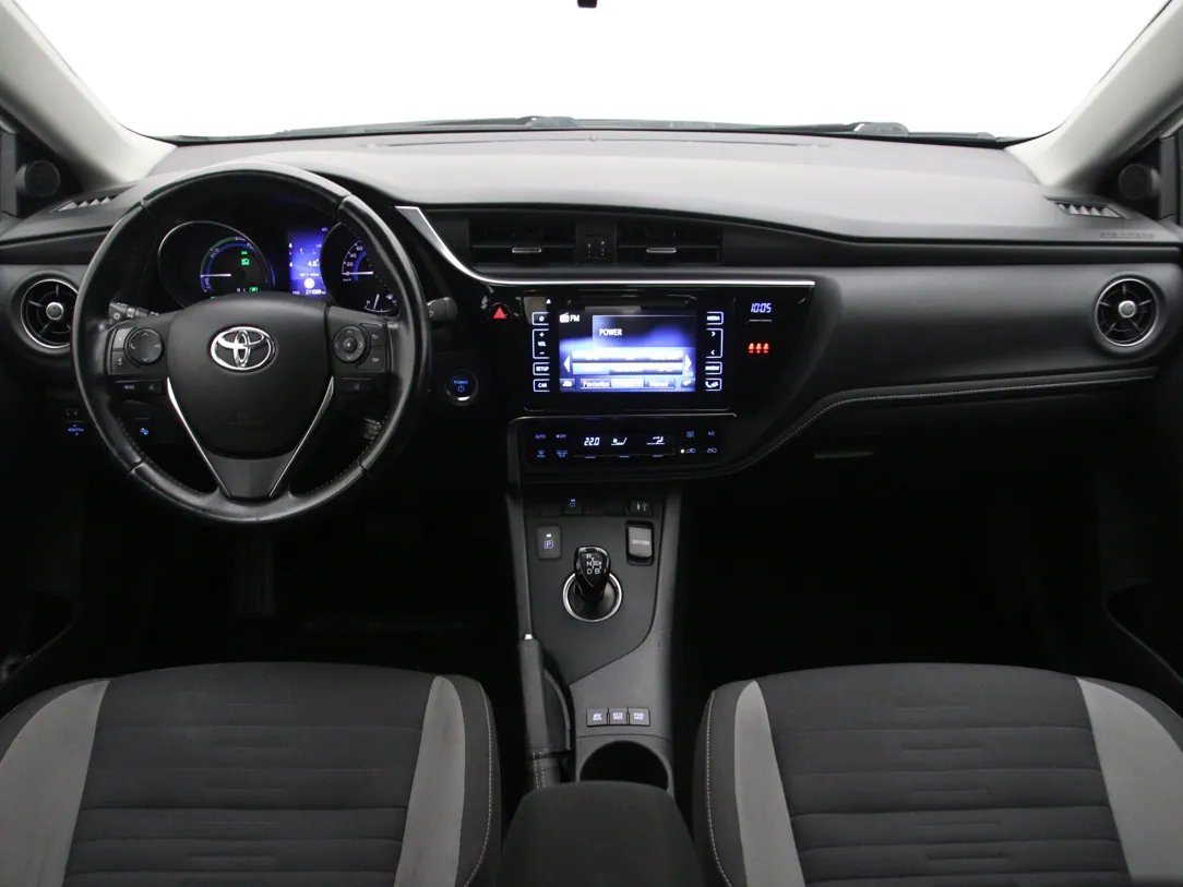 Toyota Auris — foto 3