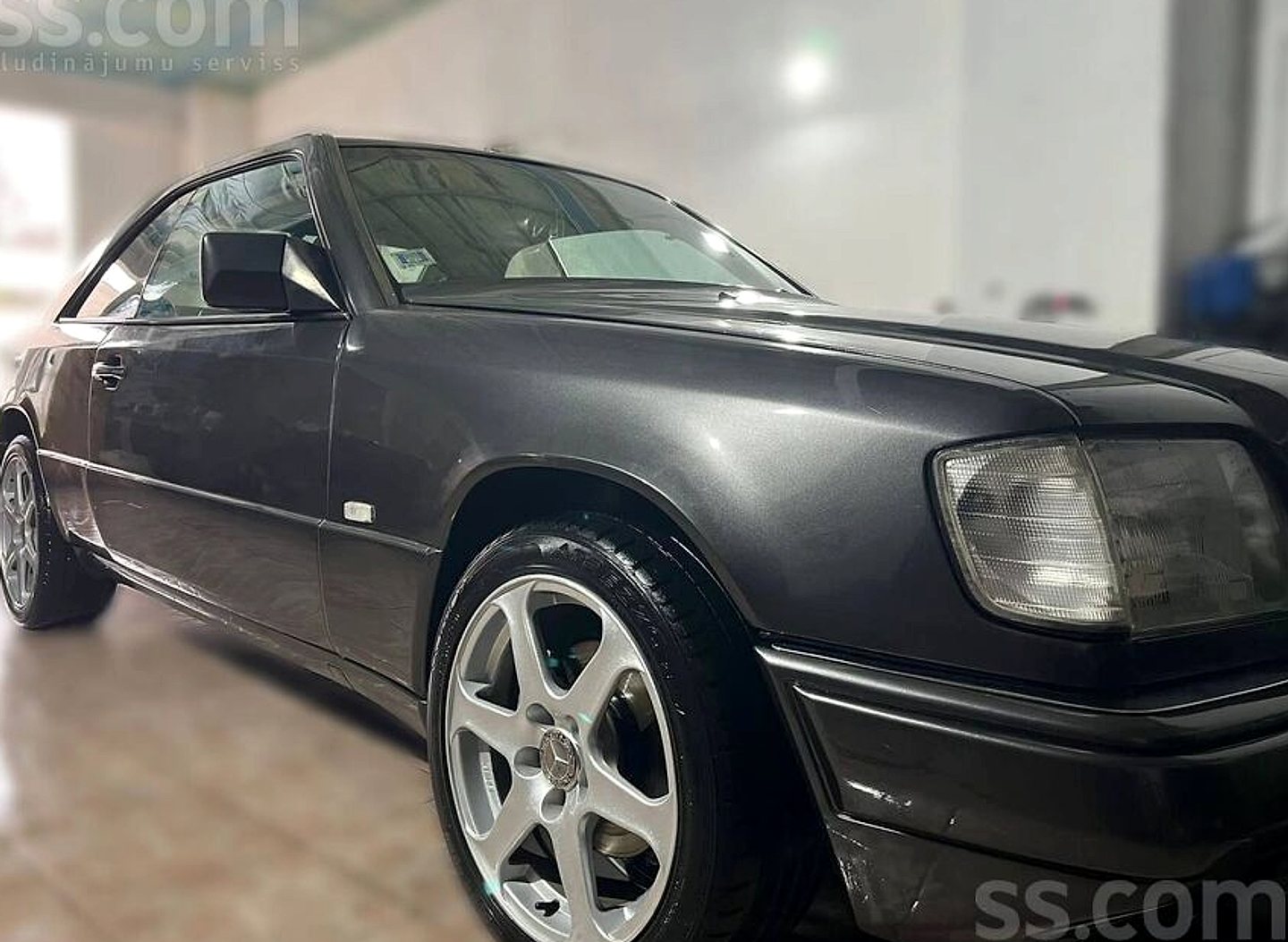 Mercedes-Benz E220 — foto 5