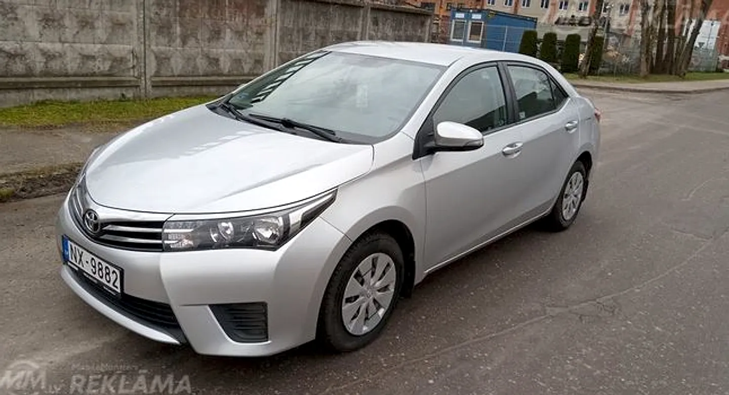 Toyota Corolla, 2015. gads
