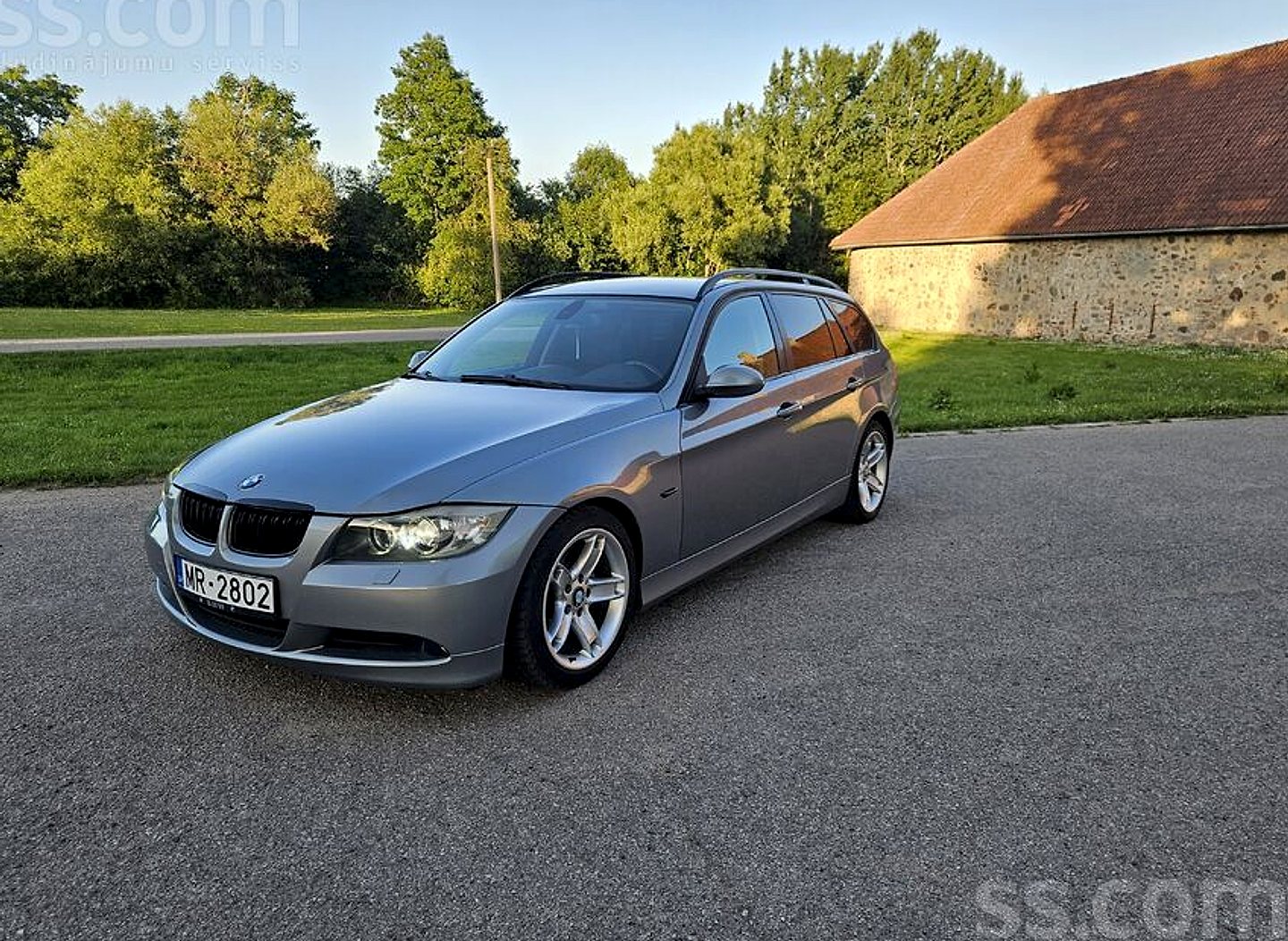 BMW 320 — foto 5
