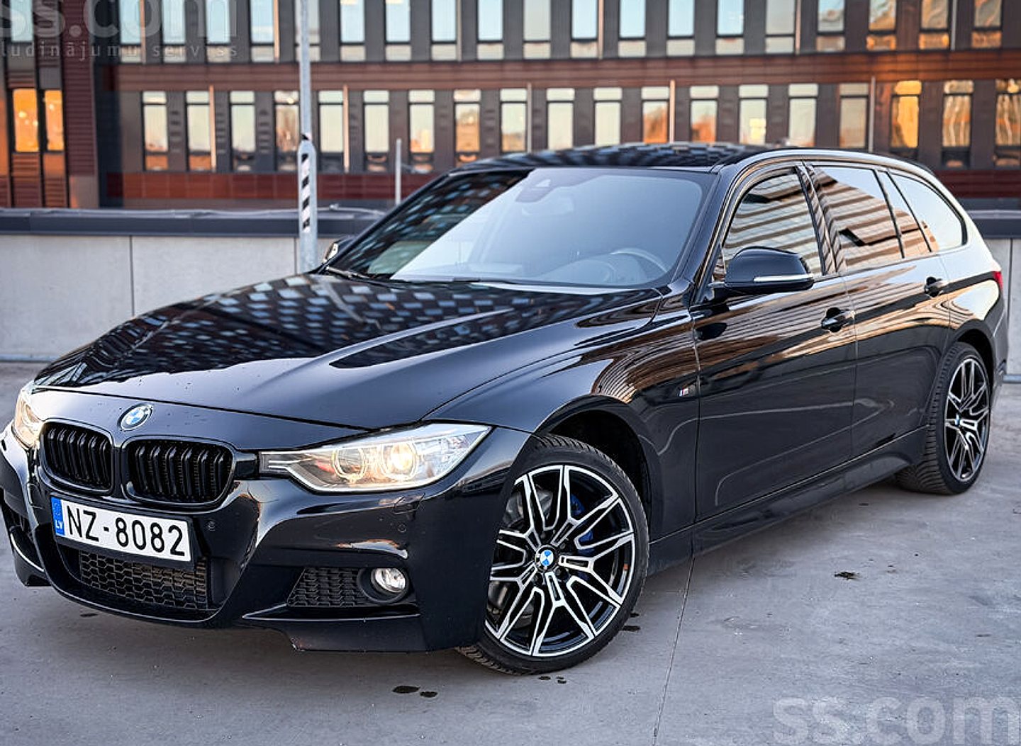 BMW 335 — foto 2