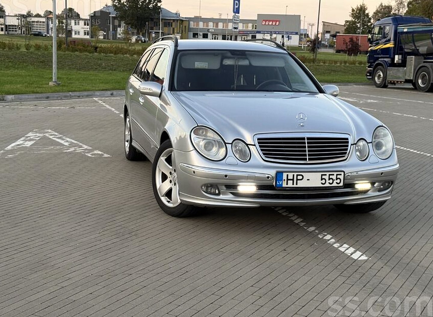 Mercedes-Benz E280 — foto 2